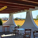 Manolis Aparthotel 3*