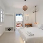 Manolis Aparthotel