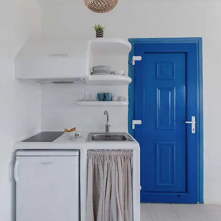 Aparthotel Manolis 2*