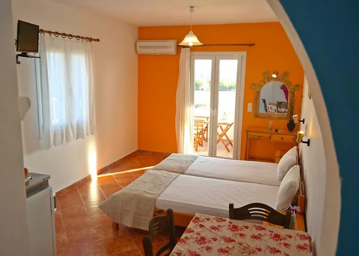 Manolis 3* Kastrákion